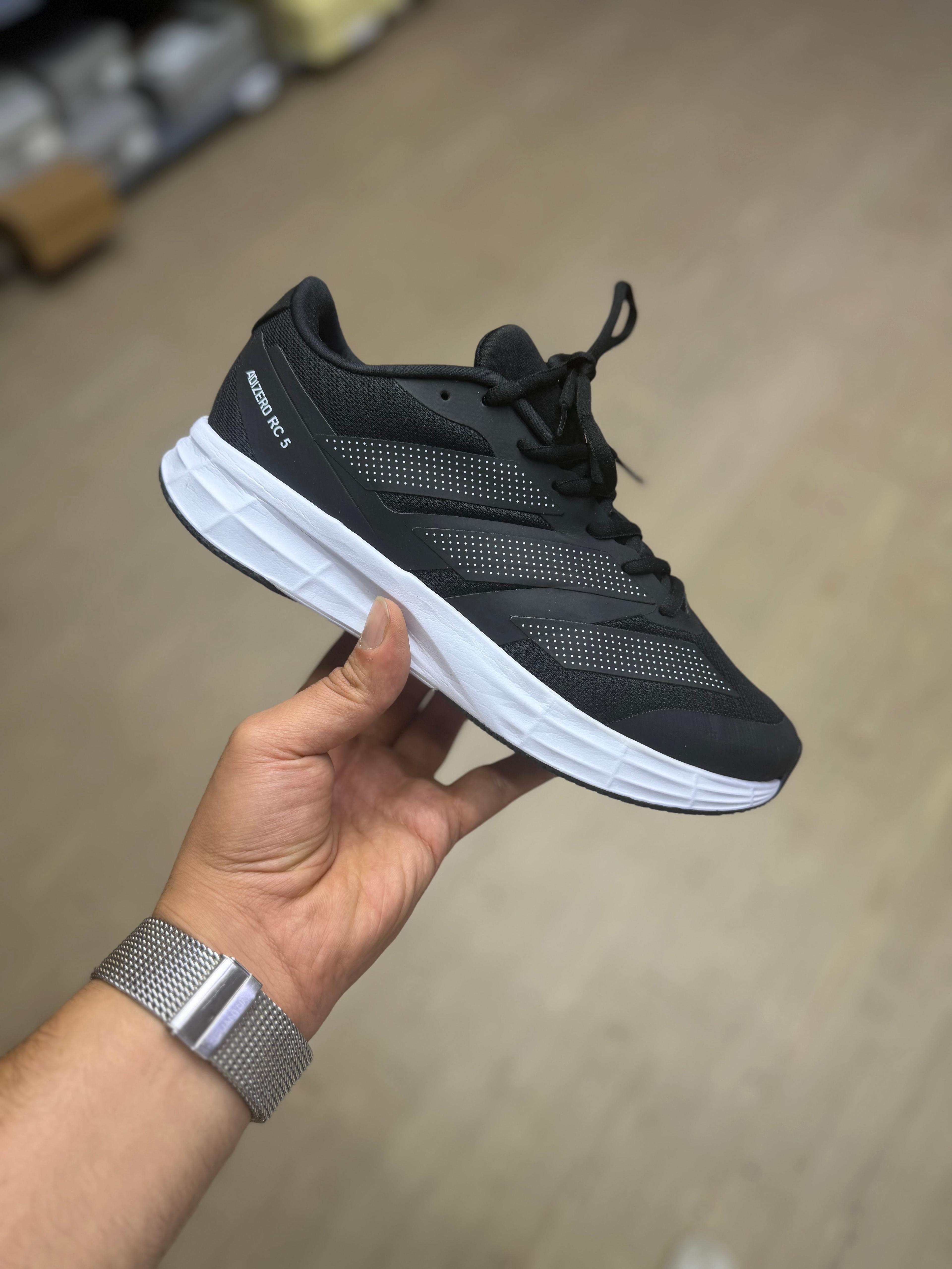 Adizero Siyah Sneaker Modeli